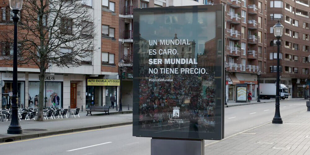 Publicidad_MobiliarioUrbano_Gijon_15 CARAS_1