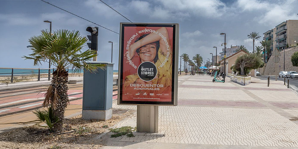 Publicidad_Mupis_Alicante_CIRCUITO_12_2