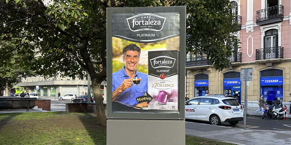 Publicidad Bilbao Mobiliario Urbano Unidades Papel_1
