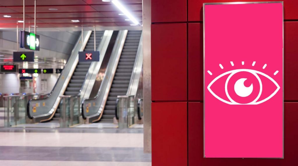 Publicidad en el Intercambiador de Autobuses de Moncloa en Madrid Efectiva